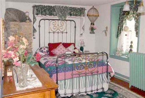 Osceola Mill House (adults Only) Bed and breakfast Gordonville